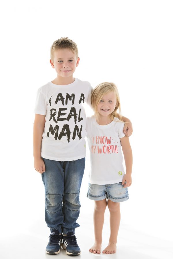I know my worth girl's Tee - Image 3